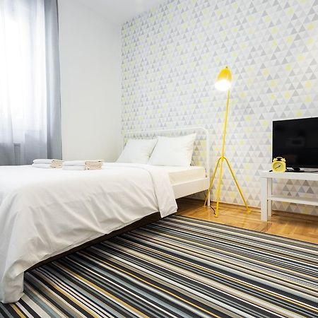 Giallo Apartment - Free Private Parking Novi Sad Eksteriør bilde