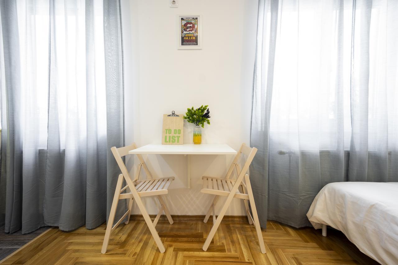 Giallo Apartment - Free Private Parking Novi Sad Eksteriør bilde