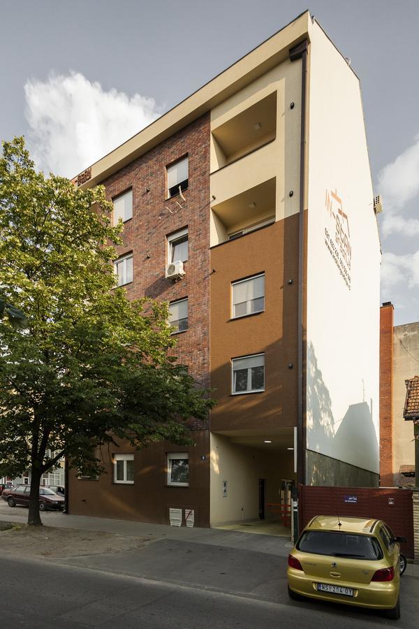 Giallo Apartment - Free Private Parking Novi Sad Eksteriør bilde