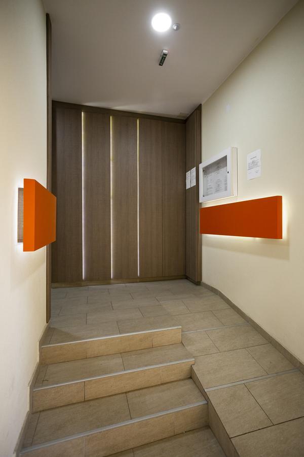 Giallo Apartment - Free Private Parking Novi Sad Eksteriør bilde
