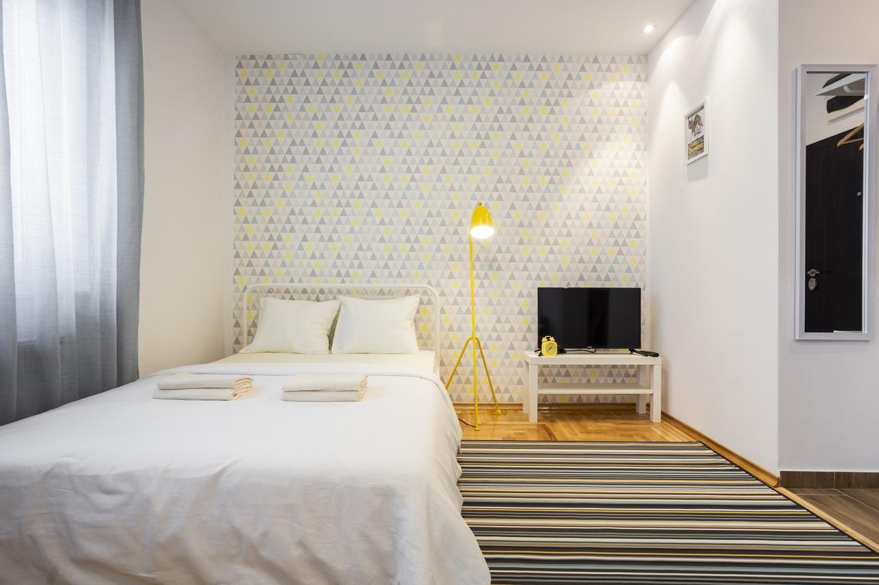 Giallo Apartment - Free Private Parking Novi Sad Eksteriør bilde