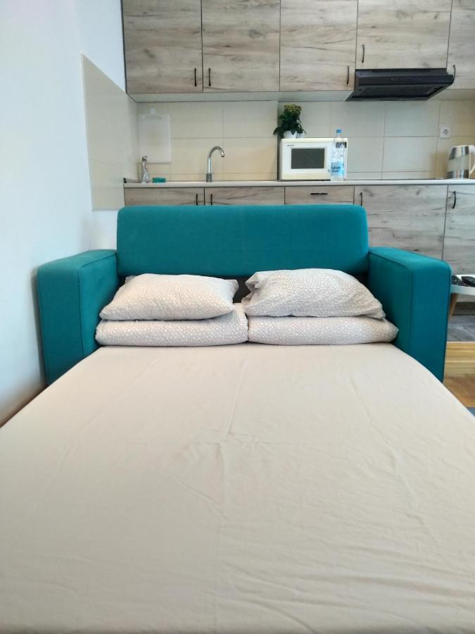Giallo Apartment - Free Private Parking Novi Sad Eksteriør bilde